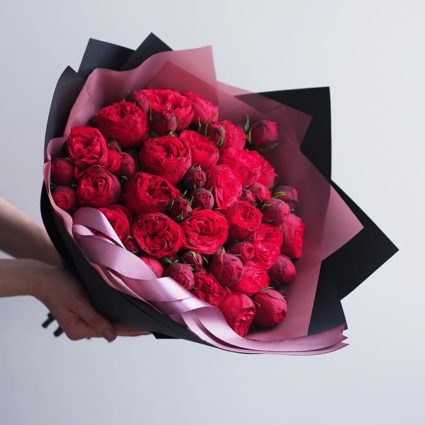 Best peony delivery in London Send peonies to London
