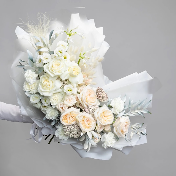 Luxury flower delivery UK Send luxury flowers to UK